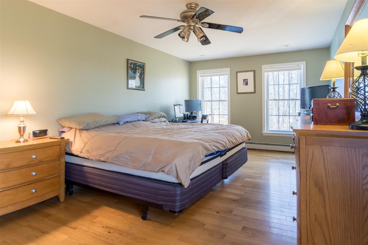56 Hampton Road Exeter, NH 03833 - Photo 15 of 33