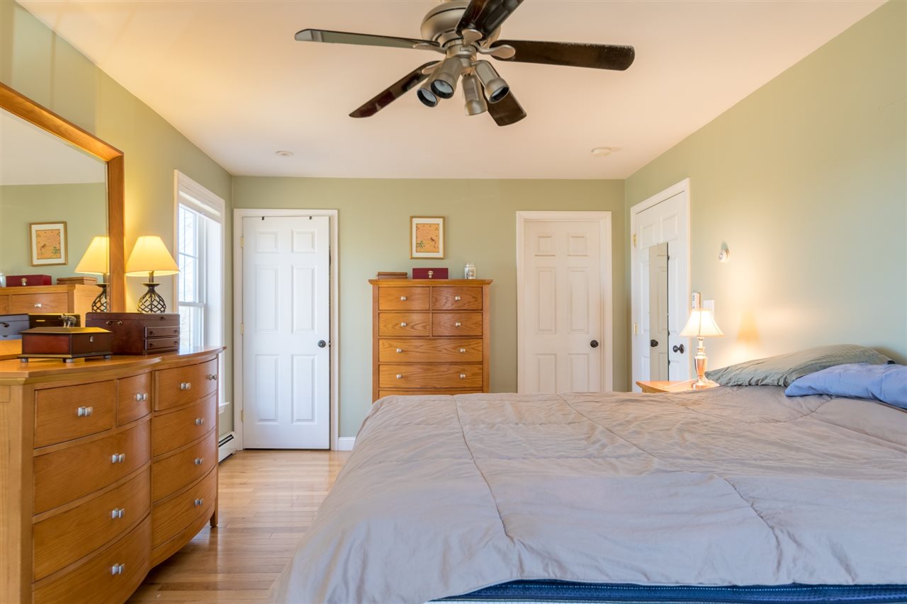 56 Hampton Road Exeter, NH 03833 - Photo 16 of 33