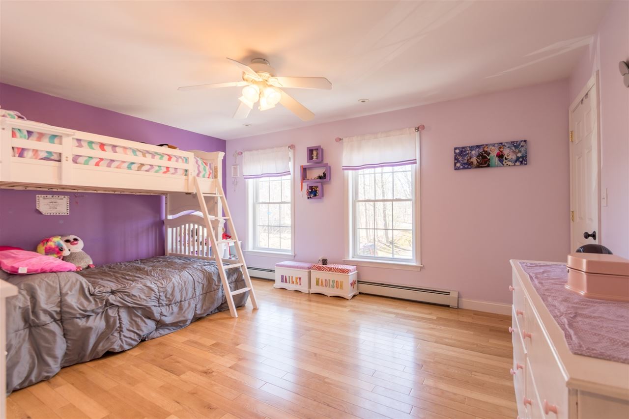 56 Hampton Road Exeter, NH 03833 - Photo 19 of 33