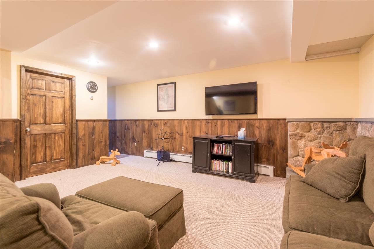 56 Hampton Road Exeter, NH 03833 - Photo 23 of 33