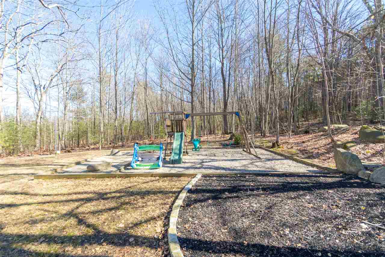 56 Hampton Road Exeter, NH 03833 - Photo 29 of 33