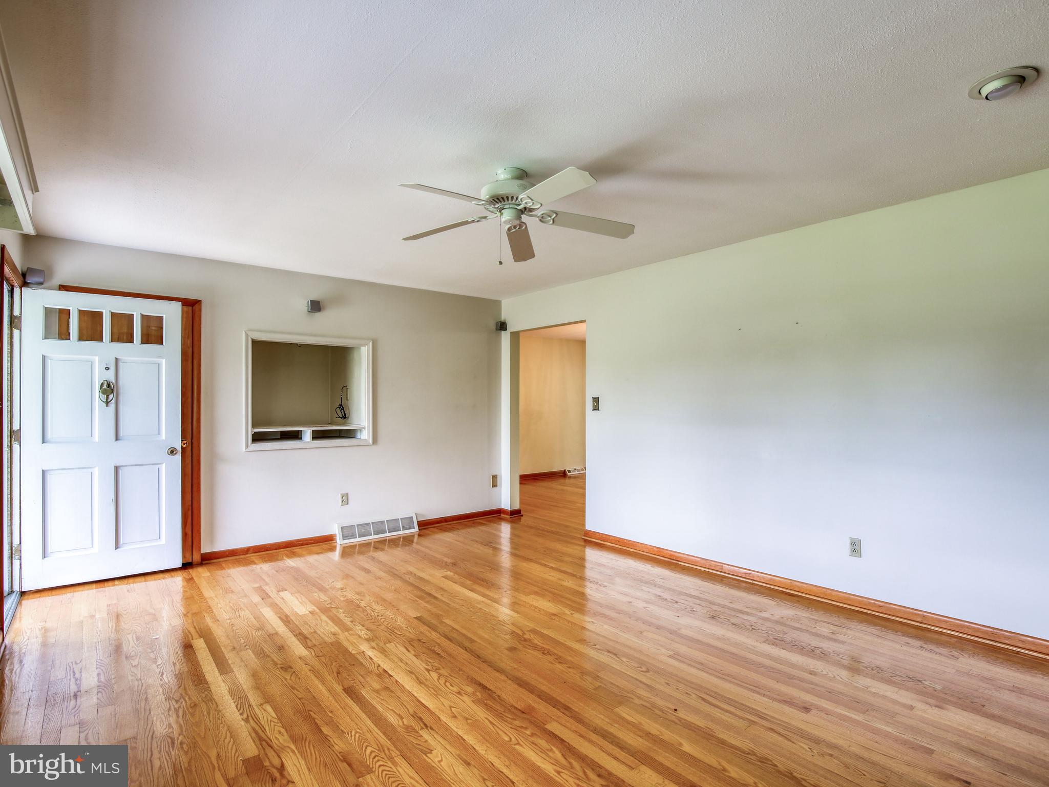 307 Marple Road Winchester, VA 22603 - Photo 11 of 46 Gallery Image 11