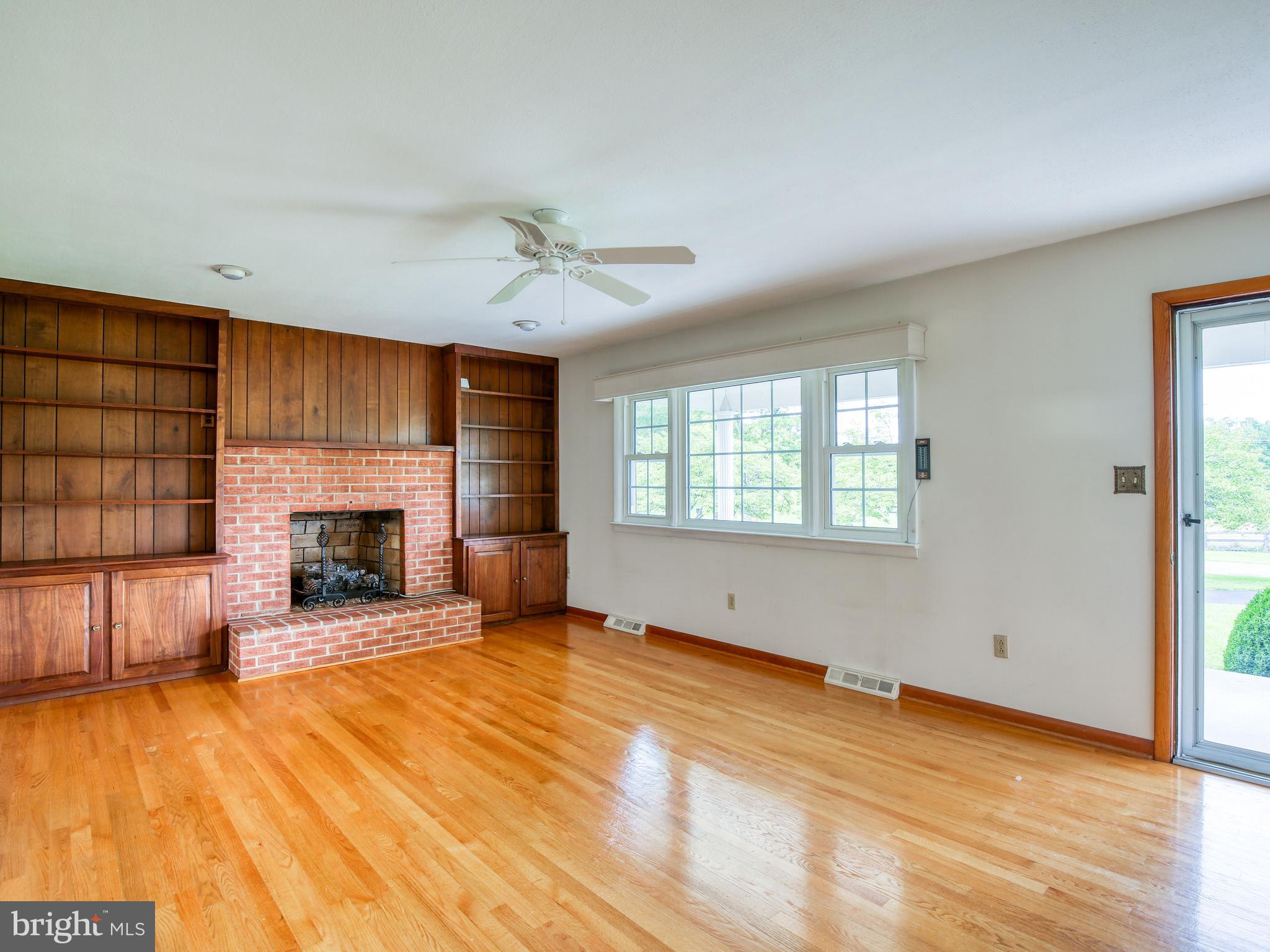 307 Marple Road Winchester, VA 22603 - Photo 7 of 46 Gallery Image 7