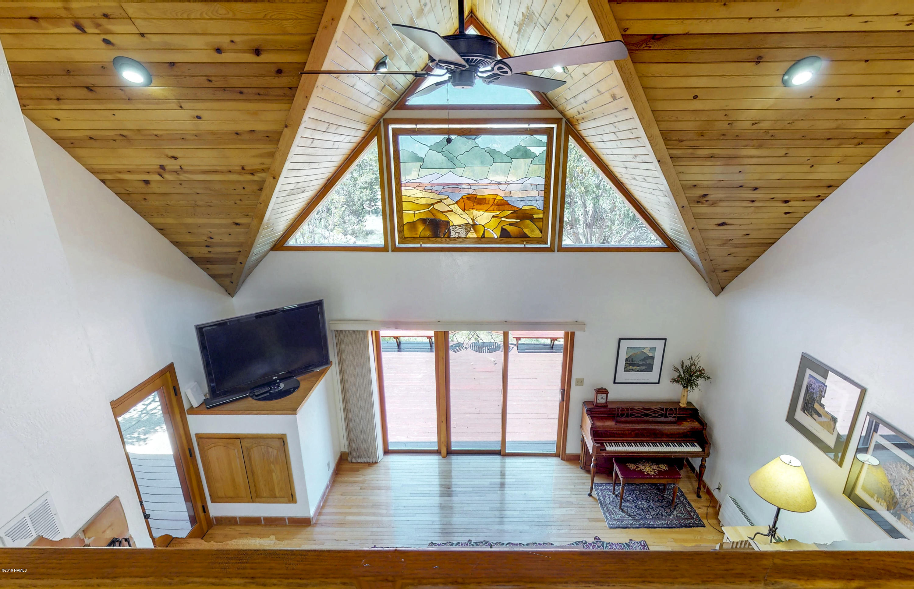 5950 Leupp Road Flagstaff, AZ 86004 - Photo 26 of 67 Loft view over living room
