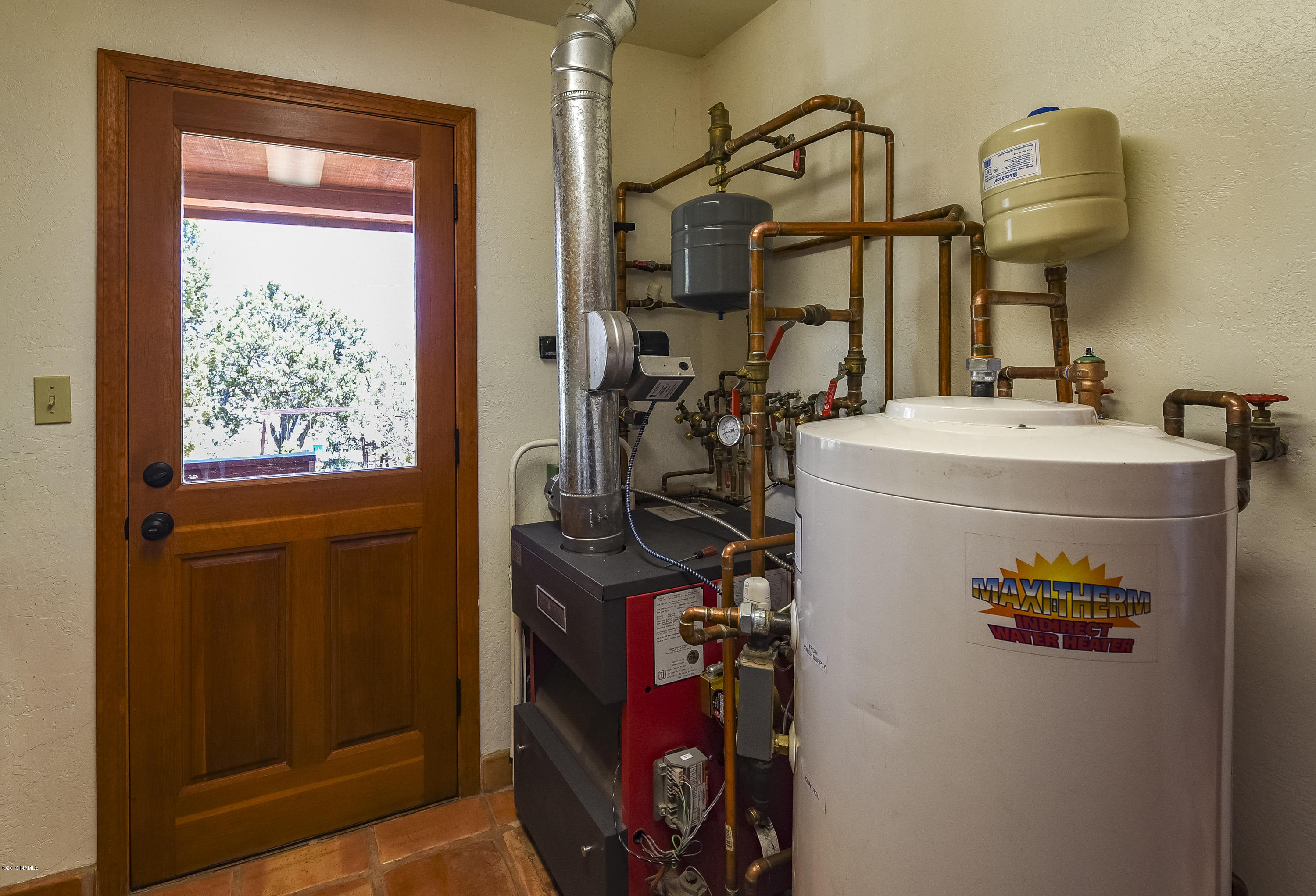 5950 Leupp Road Flagstaff, AZ 86004 - Photo 39 of 67 Hydronic heating