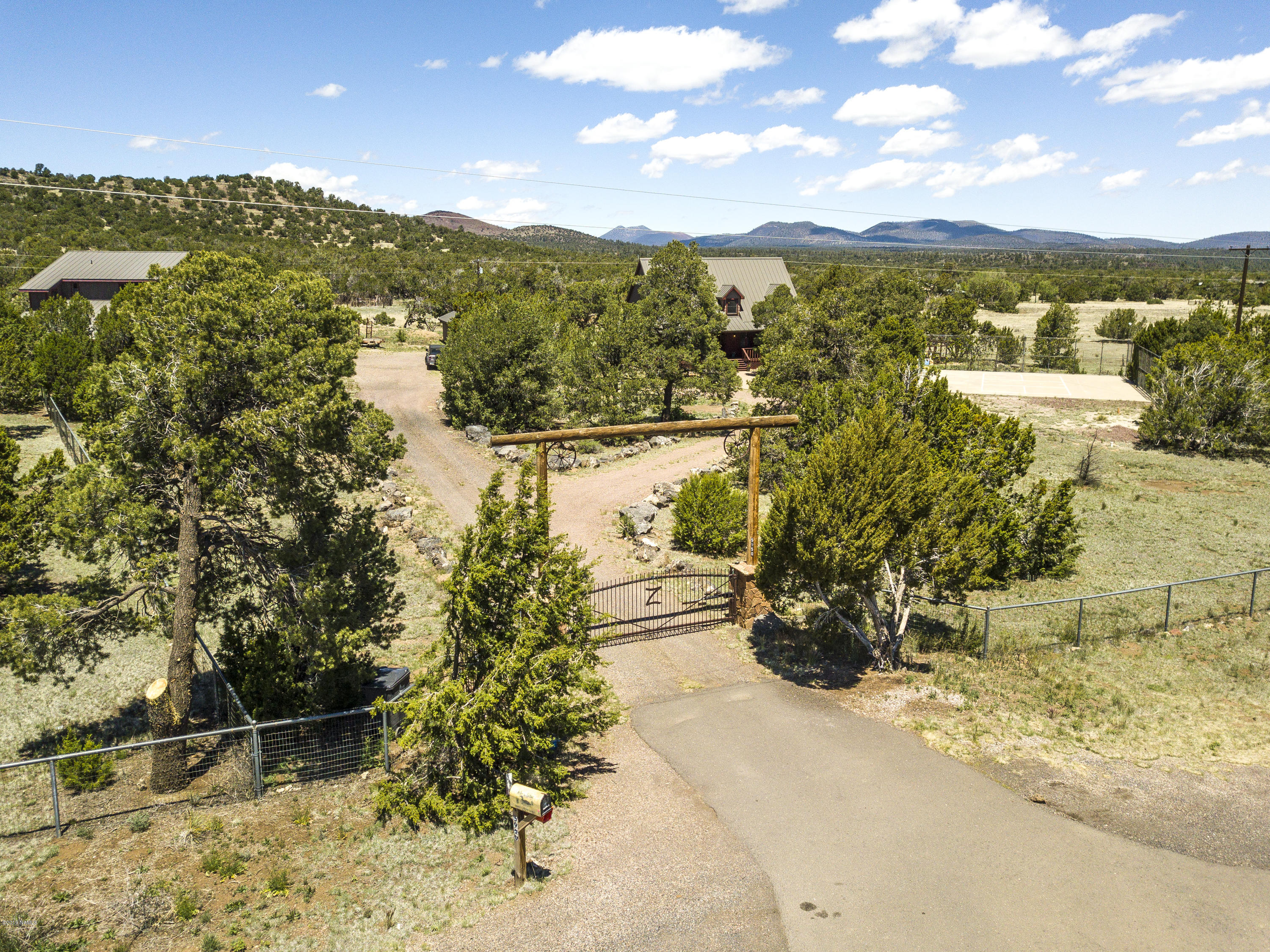5950 Leupp Road Flagstaff, AZ 86004 - Photo 59 of 67 Front Gate