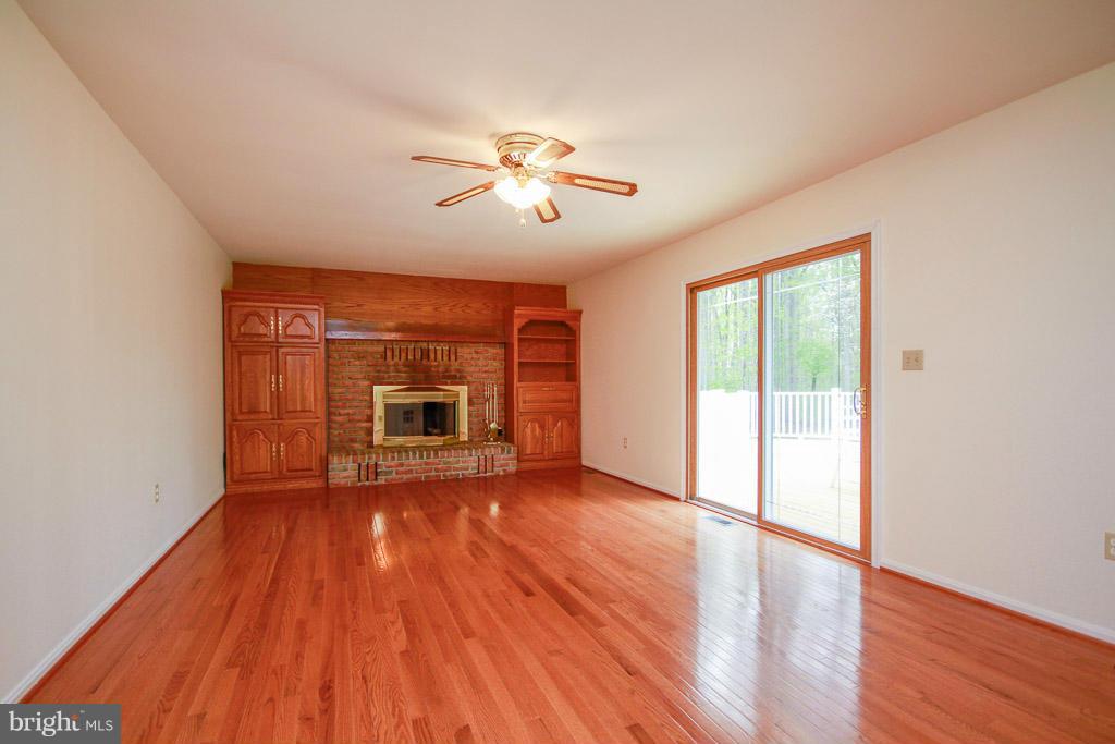 8 Ridgecliff Court Kingsville, MD 21087 - Photo 14 of 30 Family Room