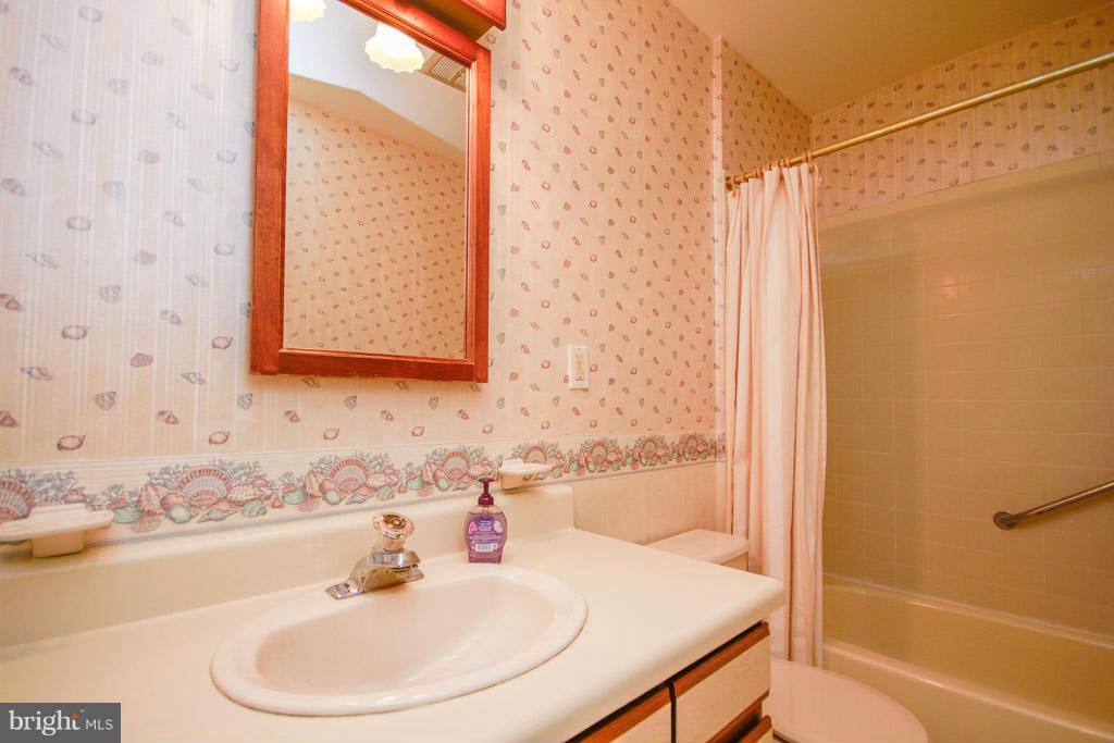 8 Ridgecliff Court Kingsville, MD 21087 - Photo 27 of 30 Bath