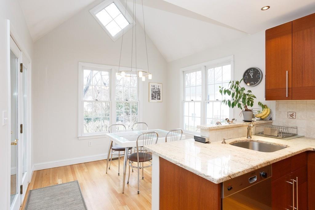886 Central Avenue Needham, MA 02492 - Photo 11 of 32