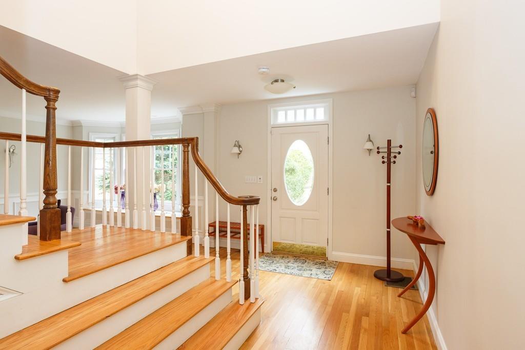 886 Central Avenue Needham, MA 02492 - Photo 2 of 32
