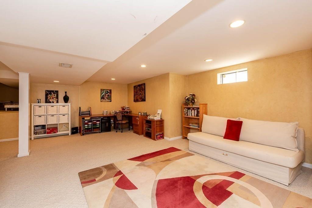886 Central Avenue Needham, MA 02492 - Photo 27 of 32