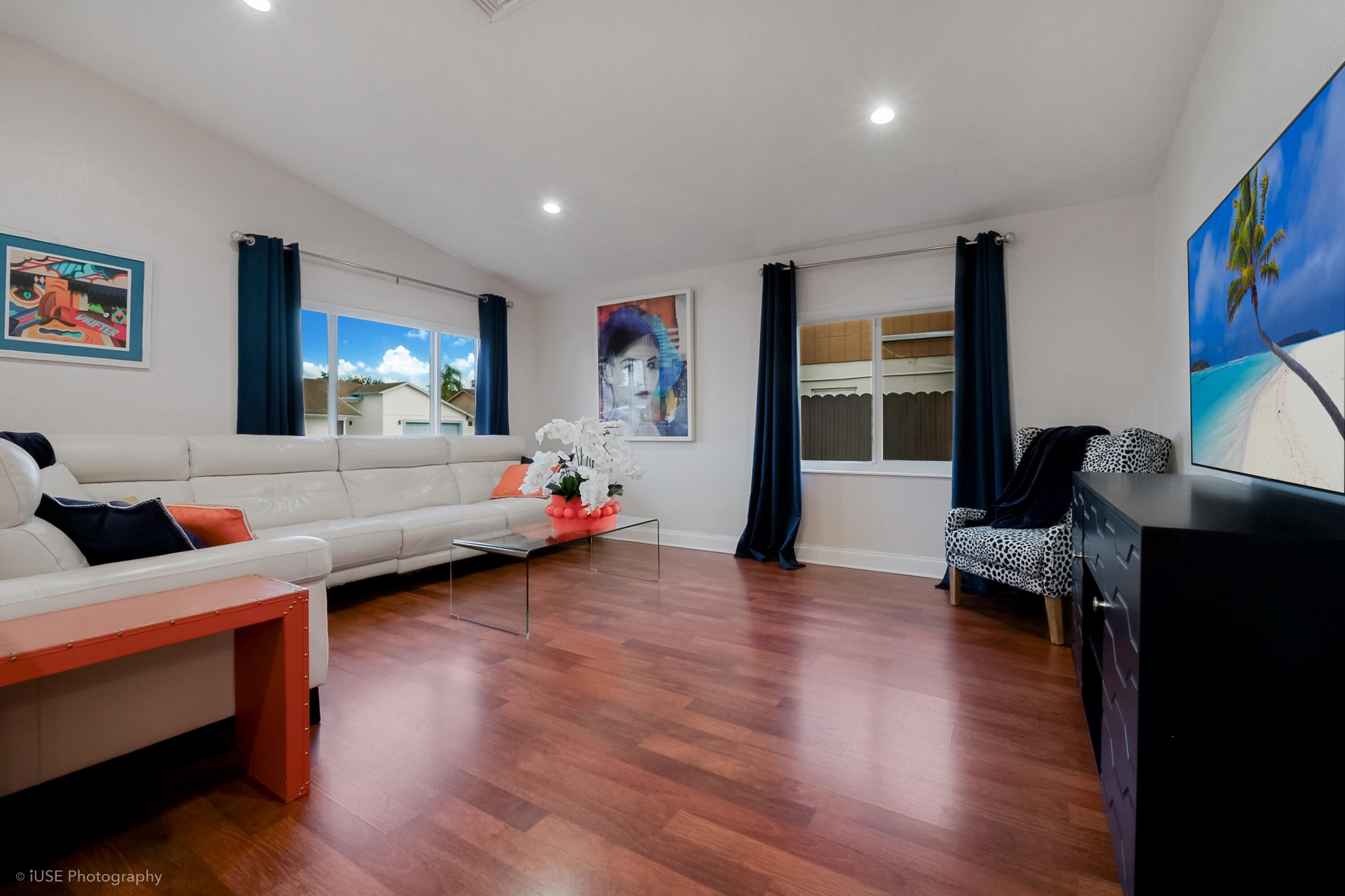 10630 Southwest 139th Avenue Miami, FL 33186 - Photo 5 of 25 5