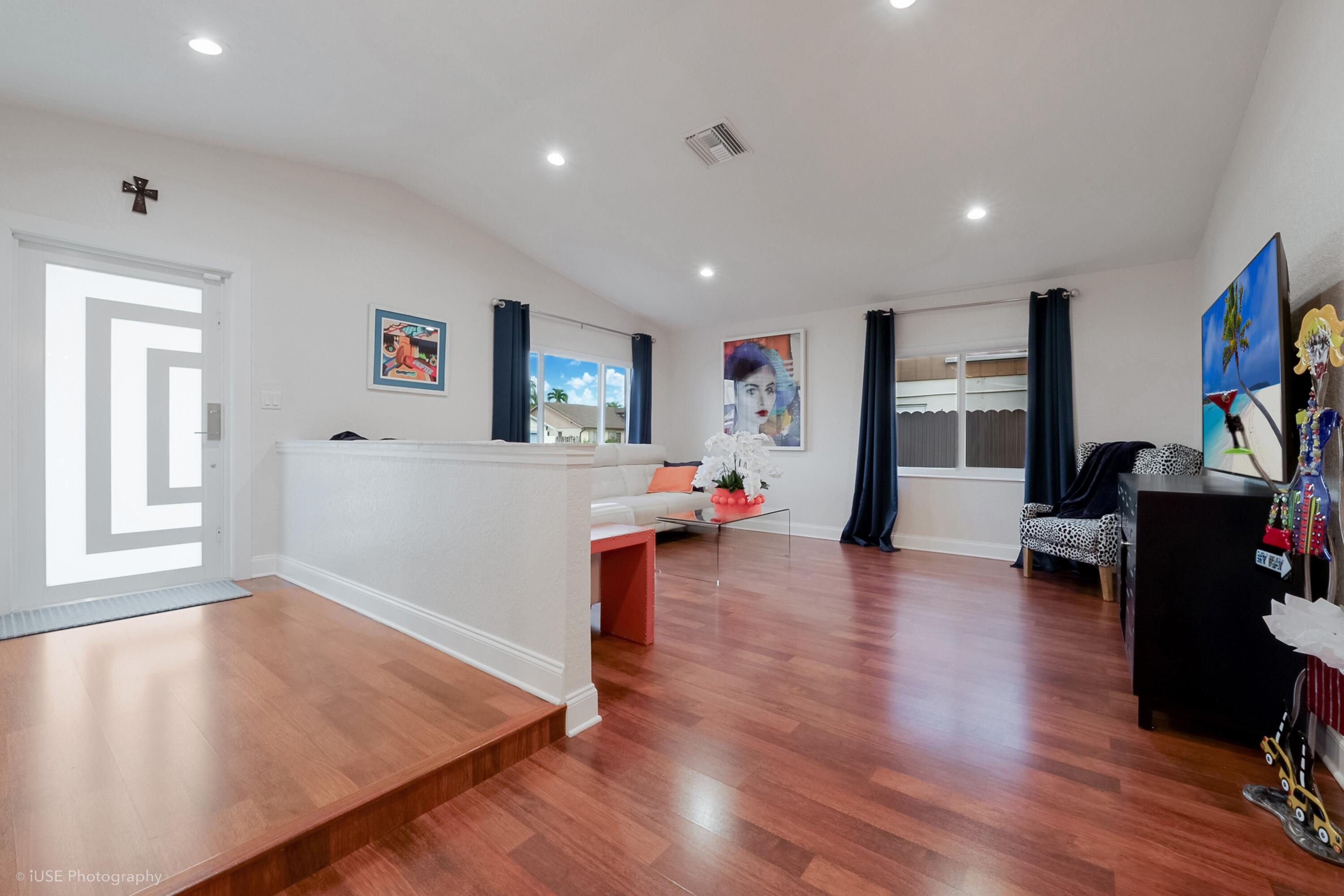 10630 Southwest 139th Avenue Miami, FL 33186 - Photo 6 of 25 6