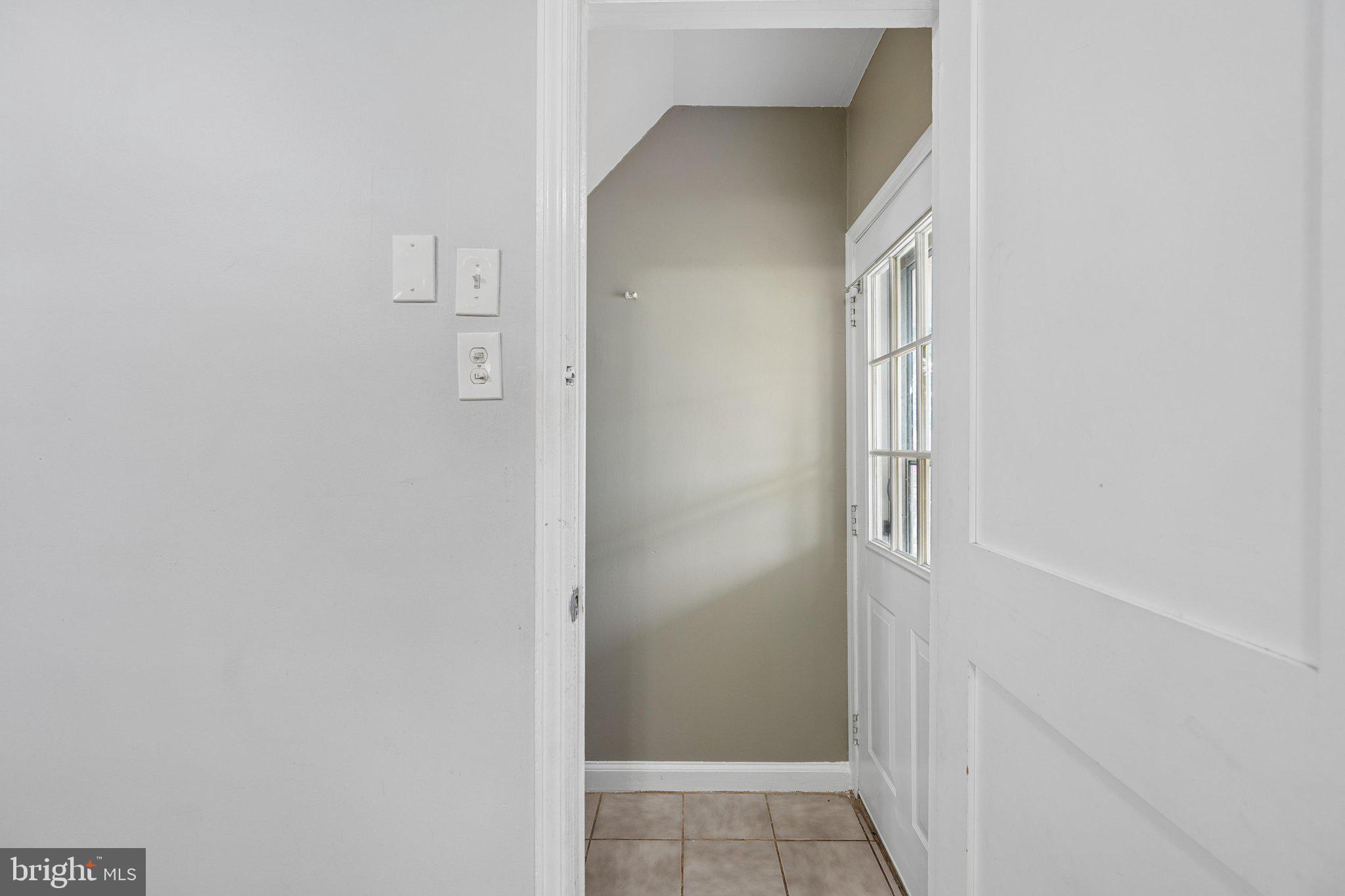 213 Nottingham Road Hagerstown, MD 21740 - Photo 35 of 72 Downstairs