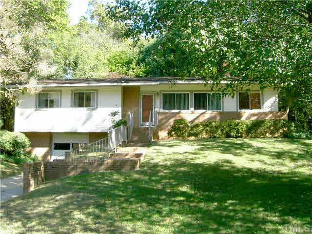 207 Dartmouth Road Raleigh, NC 27609 - Photo 1 of 24