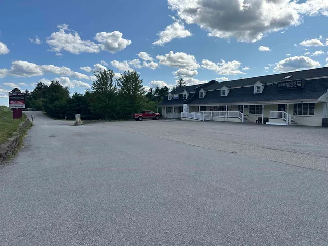 $1,450 | 748 Calef Highway, Unit 3, Barrington, NH 03825