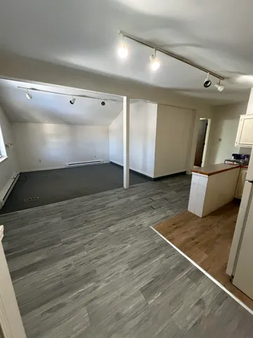 $1,450 | 748 Calef Highway, Unit 3, Barrington, NH 03825