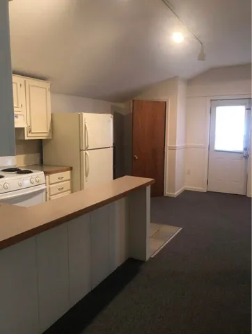 $1,450 | 748 Calef Highway, Unit 3, Barrington, NH 03825