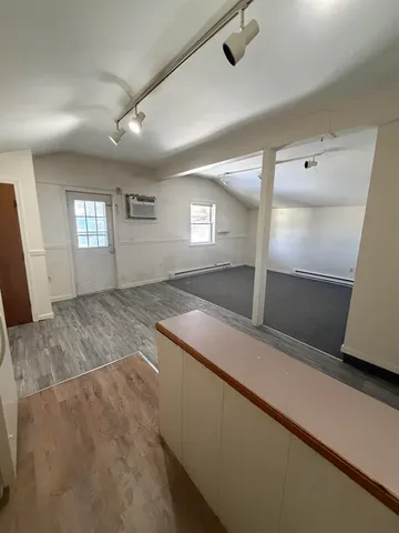 $1,450 | 748 Calef Highway, Unit 3, Barrington, NH 03825