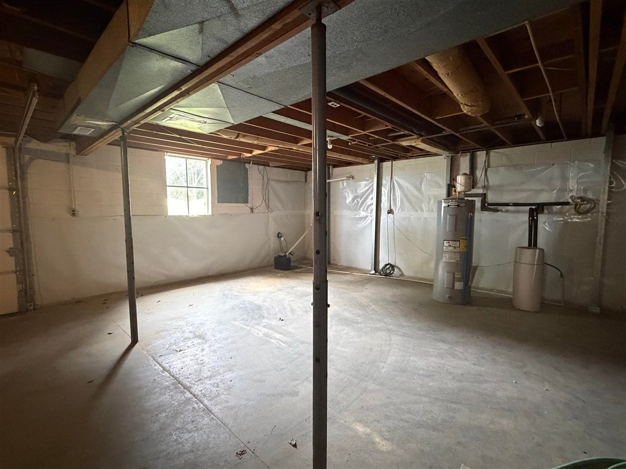 1591 Beckham Road Smiths Grove, KY 42171 - Photo 23 of 28 Gallery Image 23