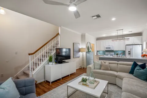 $369,000 | 2703 Jackson Street, Houston, TX 77004