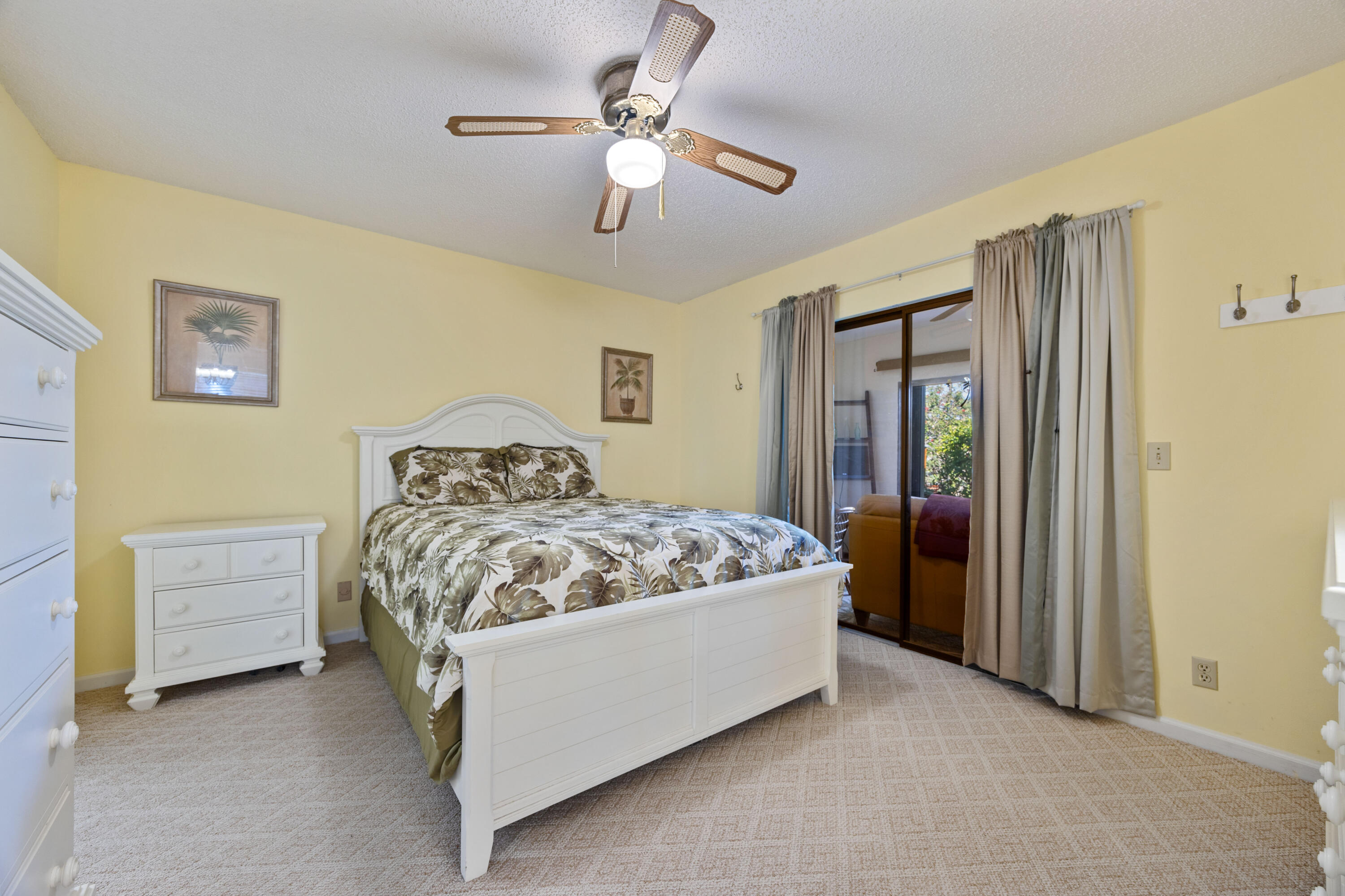 8 Ridge Pointe Drive, Unit D Boynton Beach, FL 33435 - Photo 11 of 30 Primary Bedroom