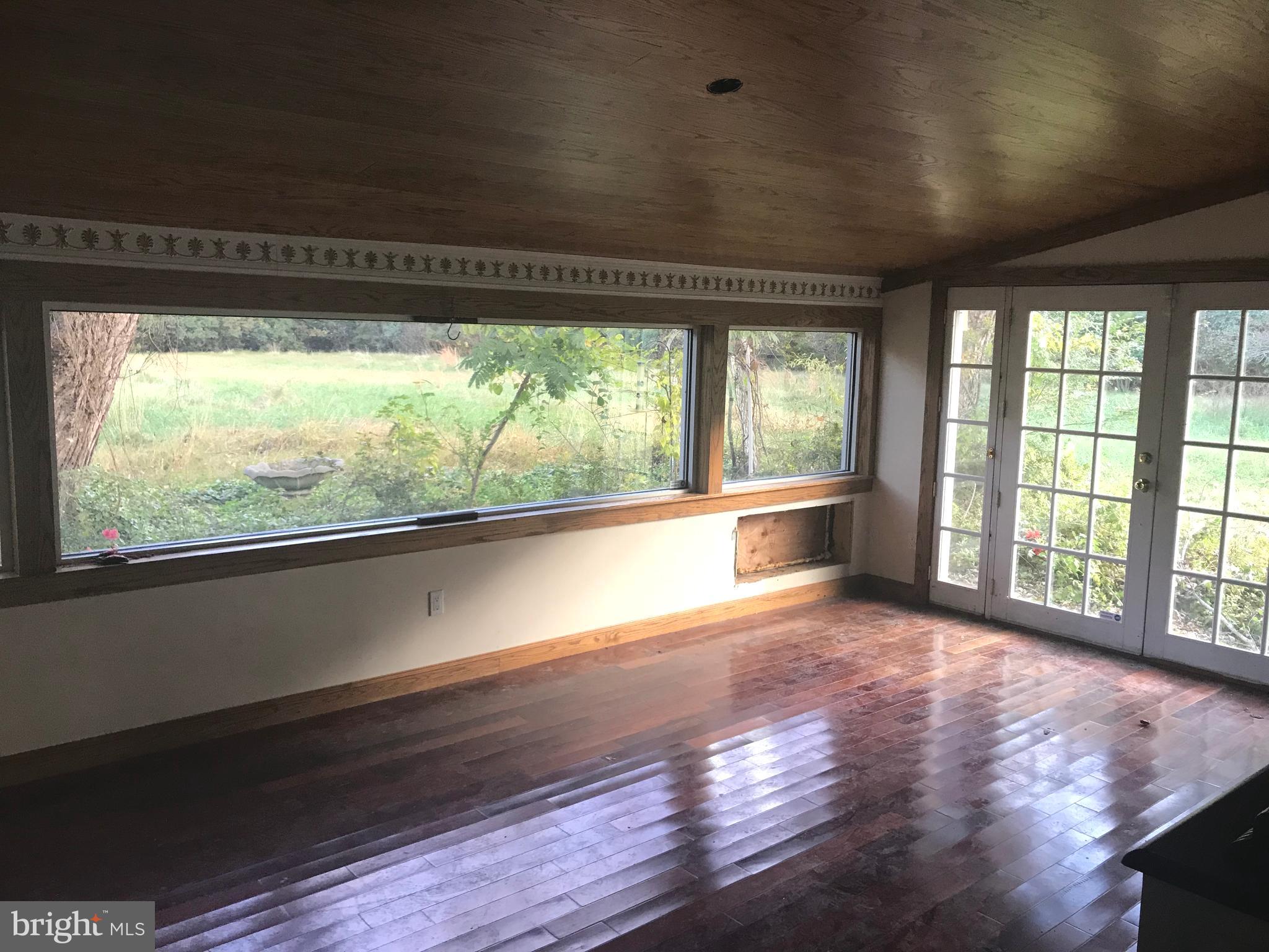 3351 Horn Road Huntingtown, MD 20639 - Photo 2 of 20 dining room