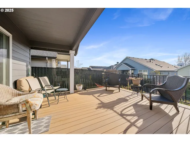 $450,000 | 2127 Southeast Academy Street, Dallas, OR 97338