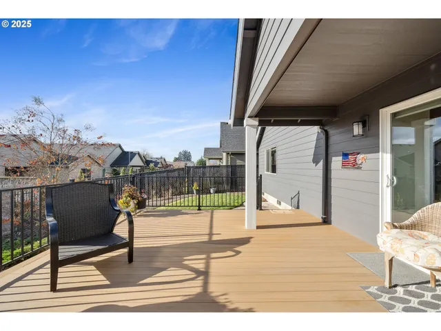 $450,000 | 2127 Southeast Academy Street, Dallas, OR 97338