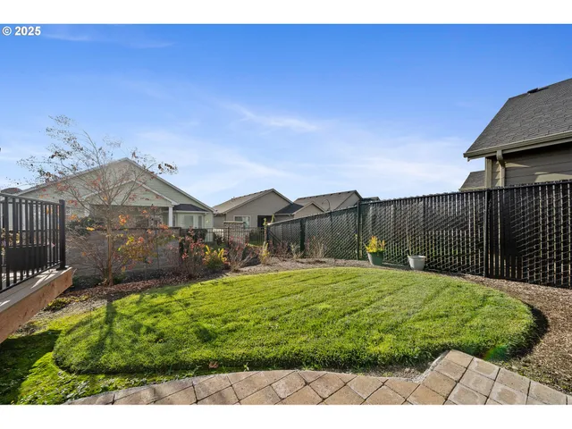 $450,000 | 2127 Southeast Academy Street, Dallas, OR 97338