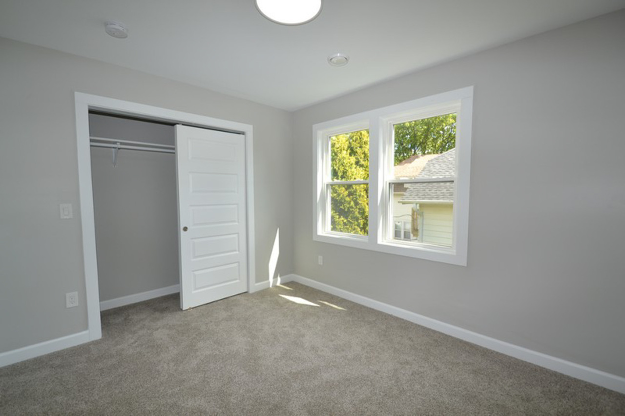 2240 East Morgan Avenue Milwaukee, WI 53207 - Photo 22 of 27 4th Bedroom
