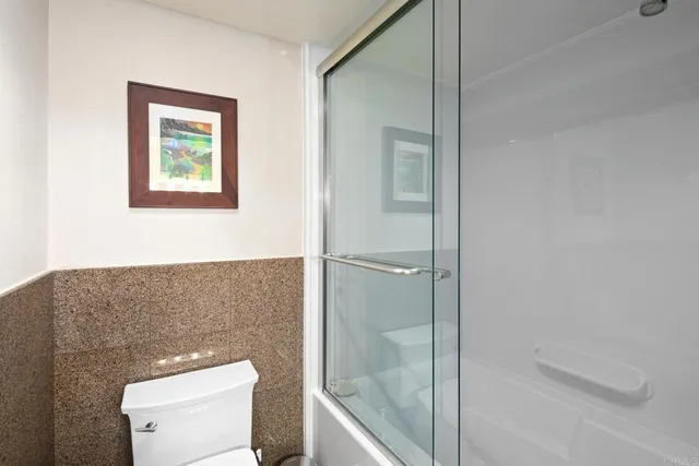 a bathroom with a toilet