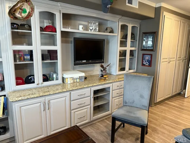 $725,000 | 1860 McKinney Way, Seal Beach, CA 90740