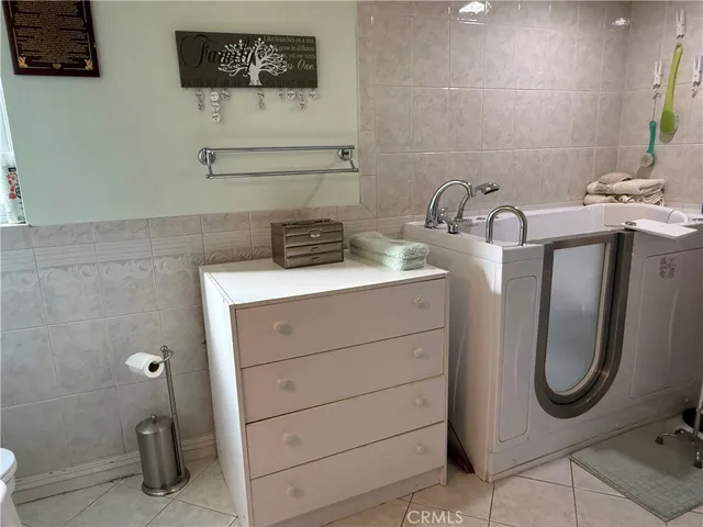 $725,000 | 1860 McKinney Way, Seal Beach, CA 90740