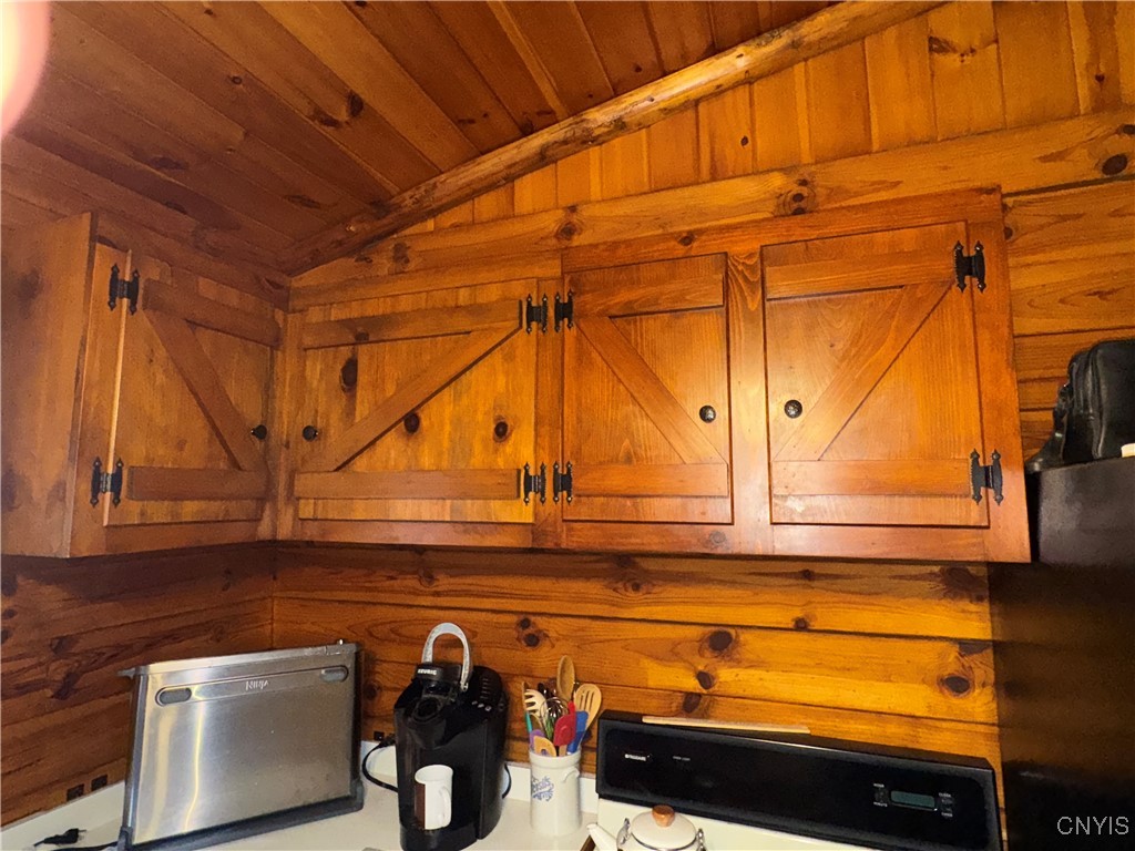 2415 Higby Road Frankfort, NY 13340 - Photo 20 of 49