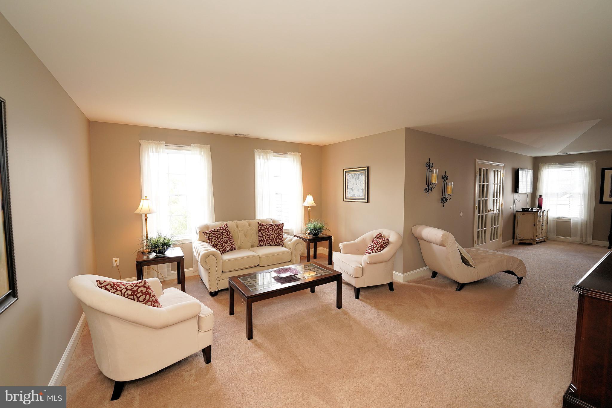 4 Emerald Road Robbinsville, NJ 08691 - Photo 33 of 56 Primary Bedroom Sitting Area