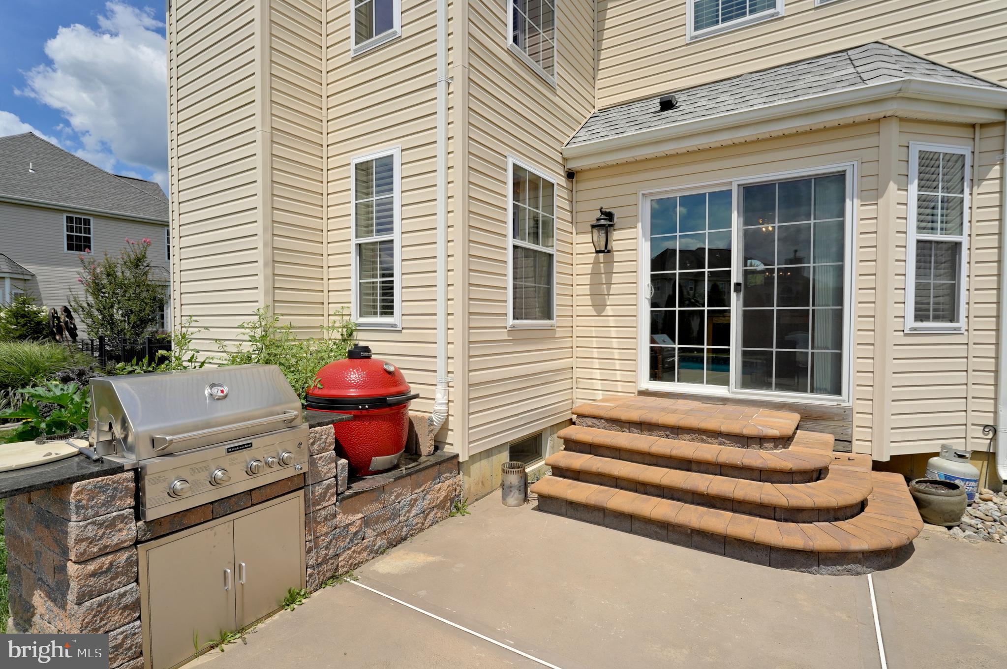 4 Emerald Road Robbinsville, NJ 08691 - Photo 56 of 56 Exterior Backyard Patio