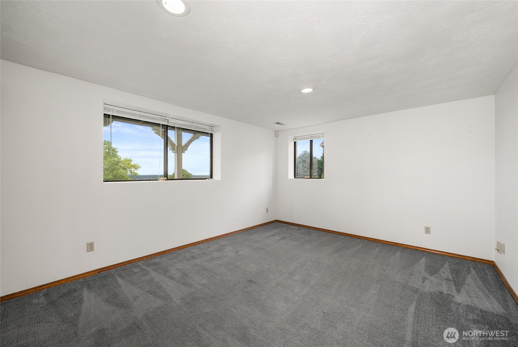 6205 South Dearborn Road Spokane, WA 99223 - Photo 29 of 40