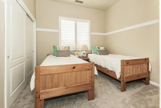 $700,000 | 1923 North Douglas Avenue, Clovis, CA 93619