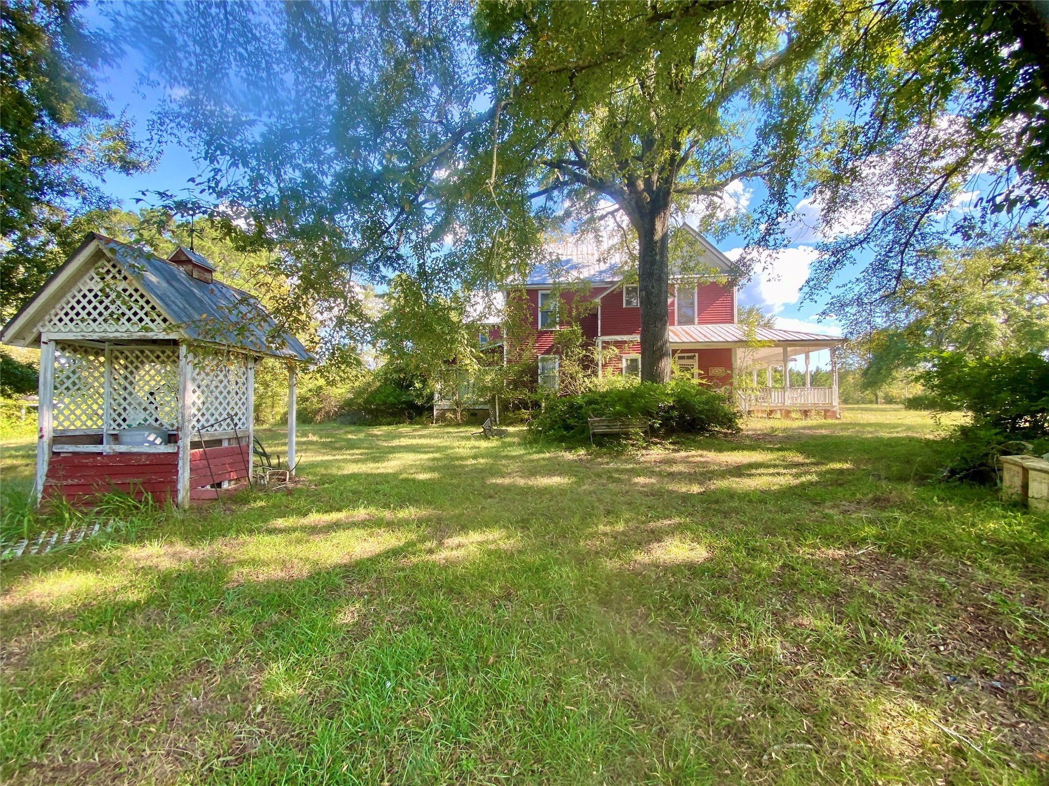 2221 Sandtown Road Washington, GA 30673 - Photo 48 of 50 a front view of a house with a yard