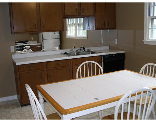144 Evans Rd Extension Marblehead, MA 01945 - Photo 2 of 5