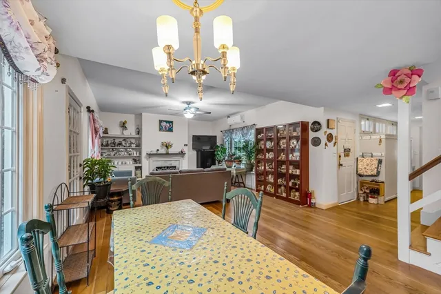 $324,900 | 59 Ingersoll Grove, Springfield, MA 01109