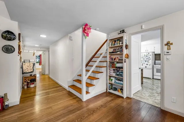 $324,900 | 59 Ingersoll Grove, Springfield, MA 01109