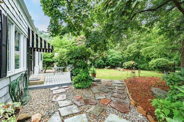 $324,900 | 59 Ingersoll Grove, Springfield, MA 01109