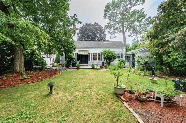 $324,900 | 59 Ingersoll Grove, Springfield, MA 01109