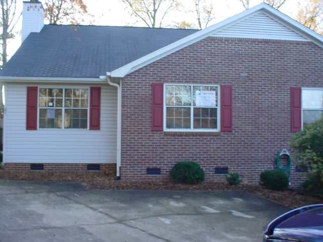 18 A Setter Lane Greenville, SC 29607 - Photo 1 of 9 Gallery Image 1