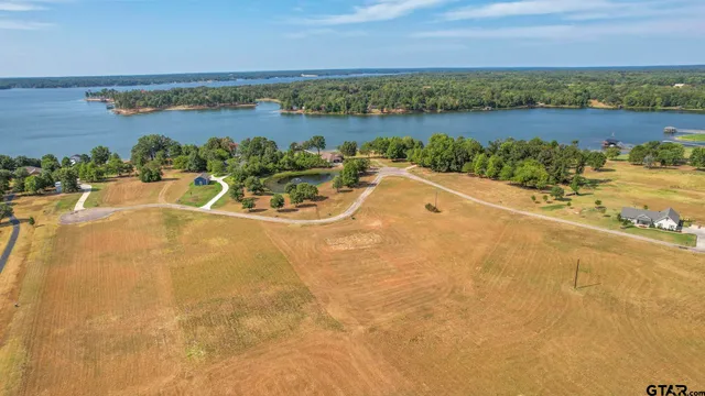 a view of a indoor ground