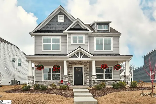 $425,000 | 617 Columbus Circle, Simpsonville, SC 29680