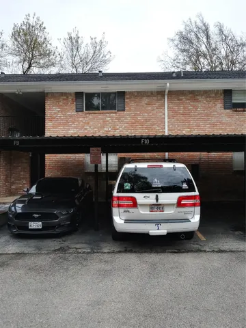 $99,900 | 14333 Memorial Drive, Unit 63, Houston, TX 77079