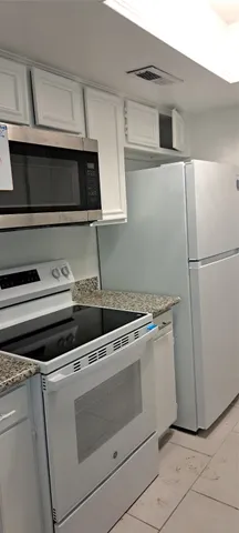 $99,900 | 14333 Memorial Drive, Unit 63, Houston, TX 77079